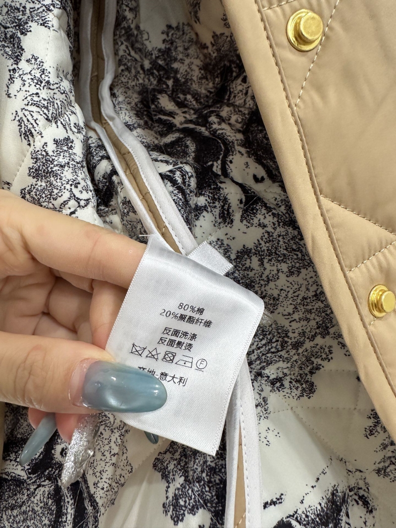 chr1st1an D10r outwear